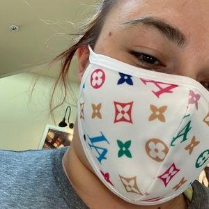 Meet your Posher, Destiny